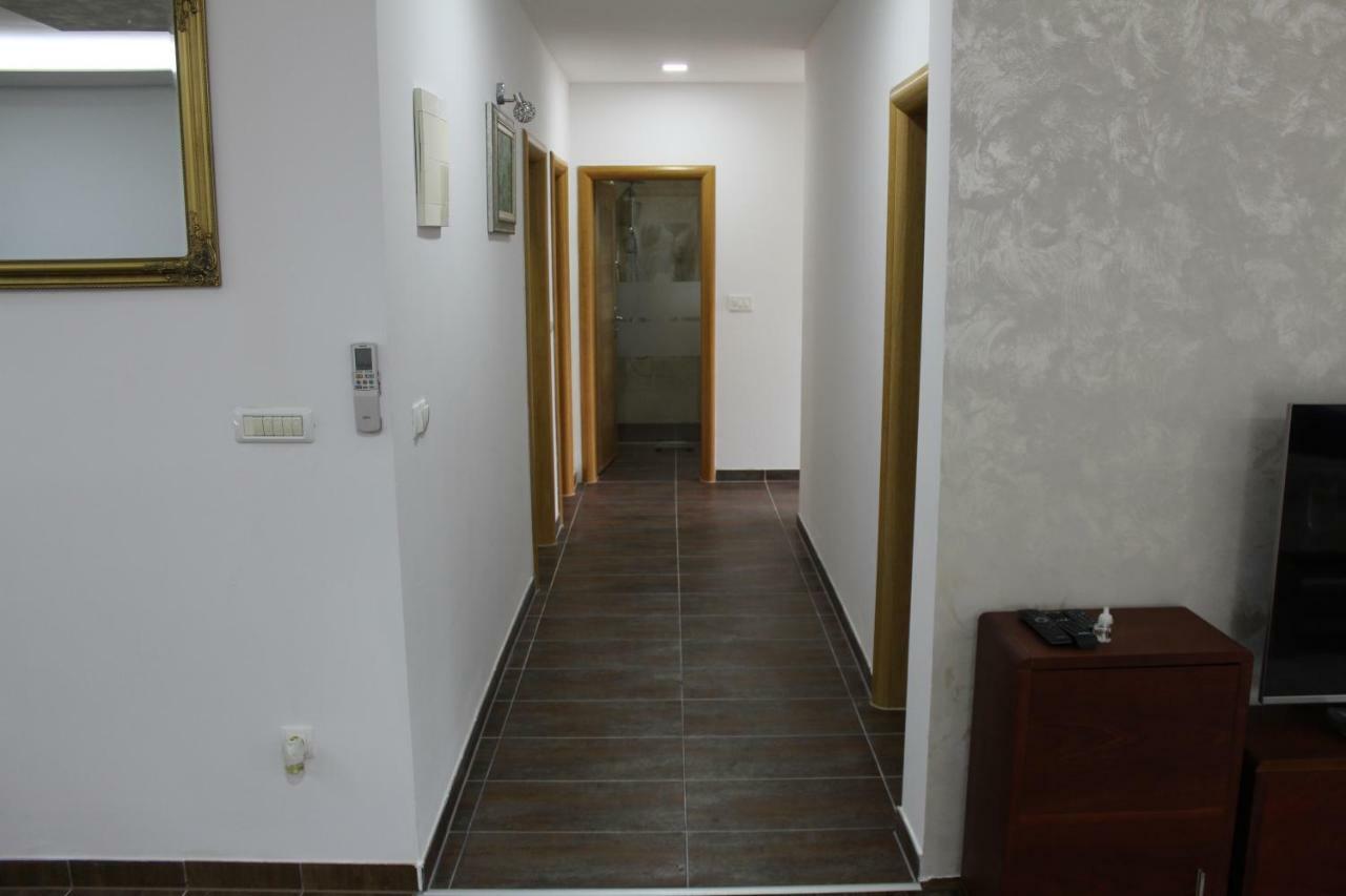 Villa Aleksandra Ljubuski Ngoại thất bức ảnh