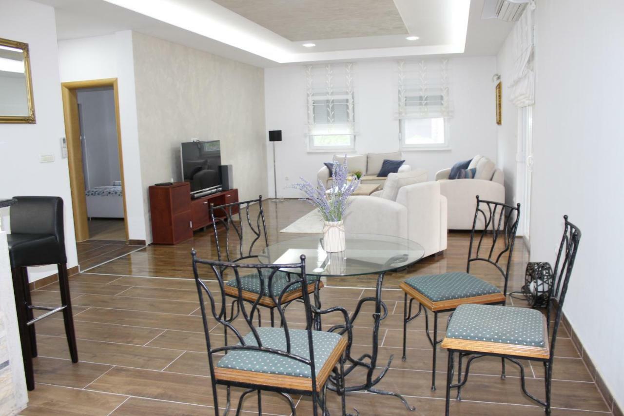 Villa Aleksandra Ljubuski Ngoại thất bức ảnh